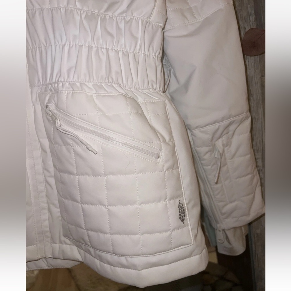 NWOT Free People FP Movement All Prepped Ski Jacket White $428.00 Size: Large - Picture 6 of 12